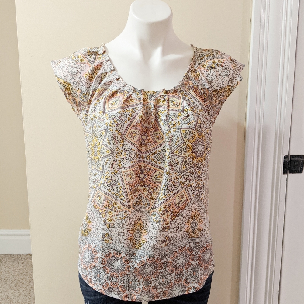 💘 Lauren Conrad short sleeve blouse.